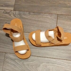 Tan sandals size 9